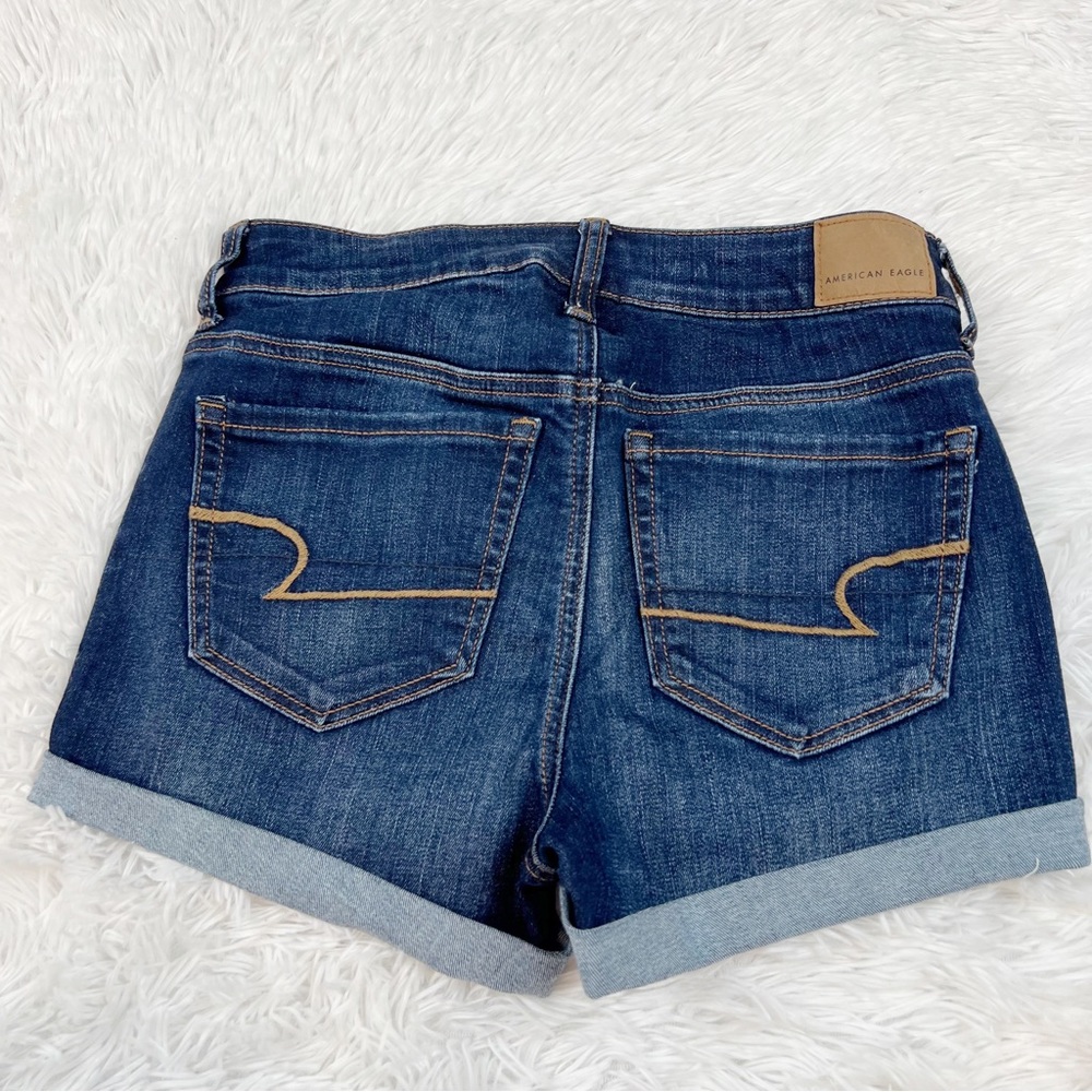 American Eagle next level stretch roll cuff denim shirt in blue - Picture 6 of 9